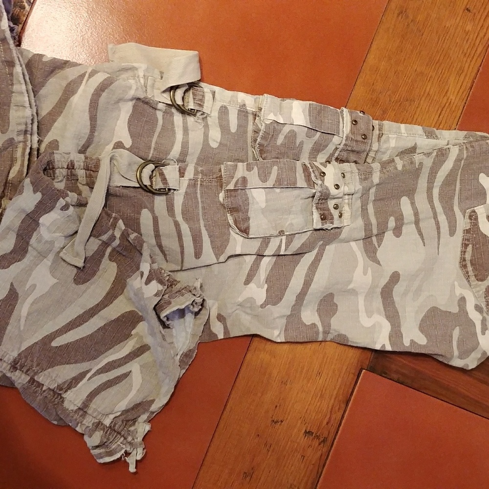 Beaded camo pants - Picture 2 of 5